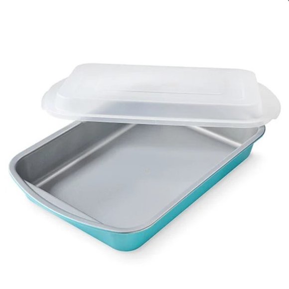 Pampered Chef Other - Pampered Chef 9'' x 13'' Pan w/Lid-NWOT